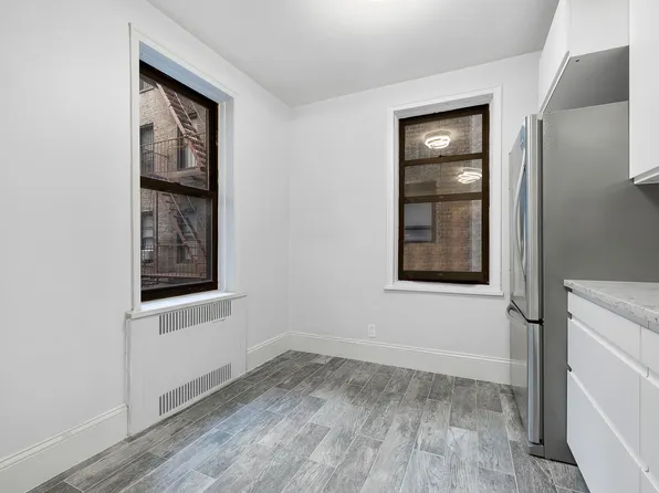 860 Grand Concourse image 10 of 12