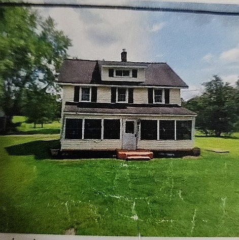 1st image of 371 Colts Neck Rd