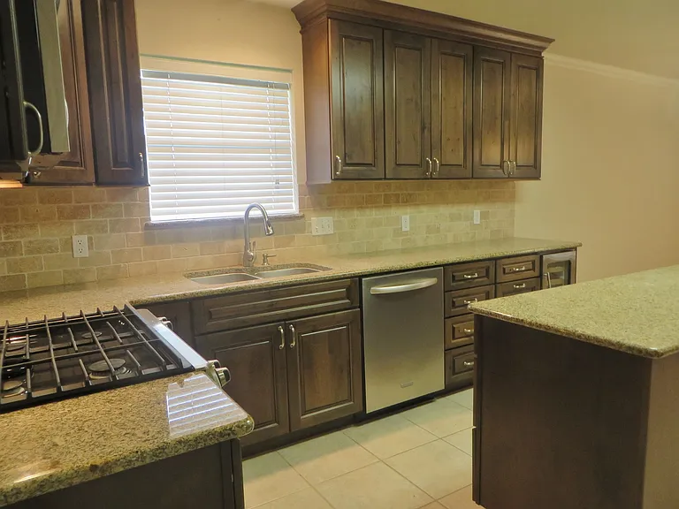 117 Pecos Ct — Photo 11