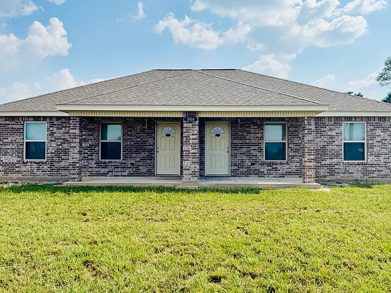 3614 E Prien Lake Rd #A/B — Photo 1