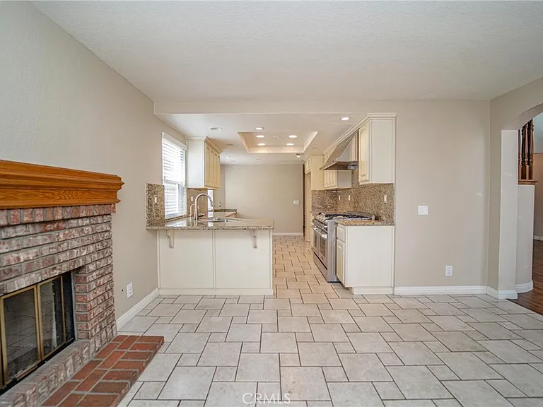 11123 Woodview Dr — Photo 5