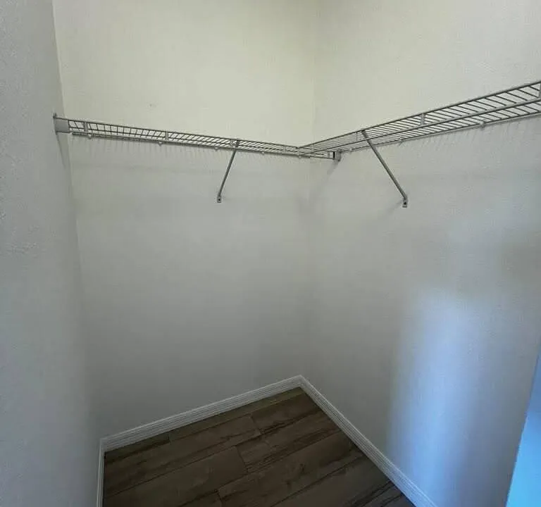 1129 Vermilion Dr
