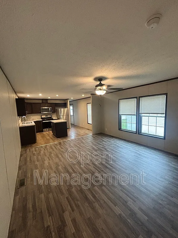 Sun Valley Estates Mobile Home Community — Photo 2