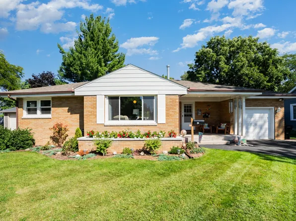 170 N 2nd St, West Branch, MI 48661