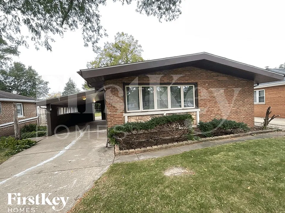 216 Miner St