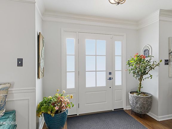 5th image of 3109 Champions Trail Ln