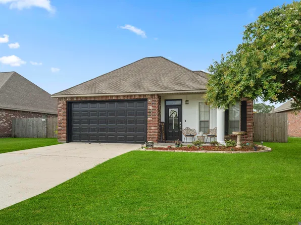 40463 Fox Run Dr, Gonzales, LA 70737