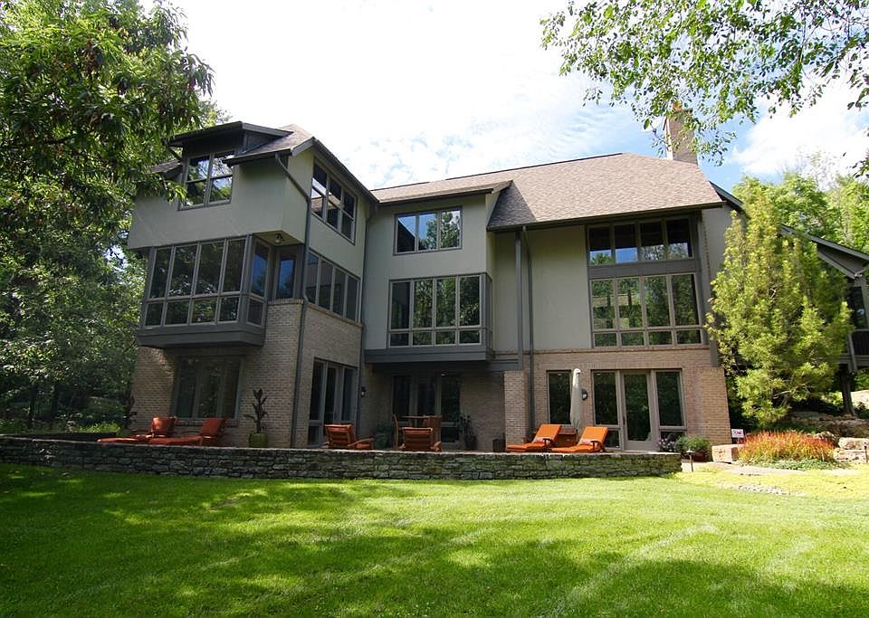 1st image of 9990 Lakewood Ln