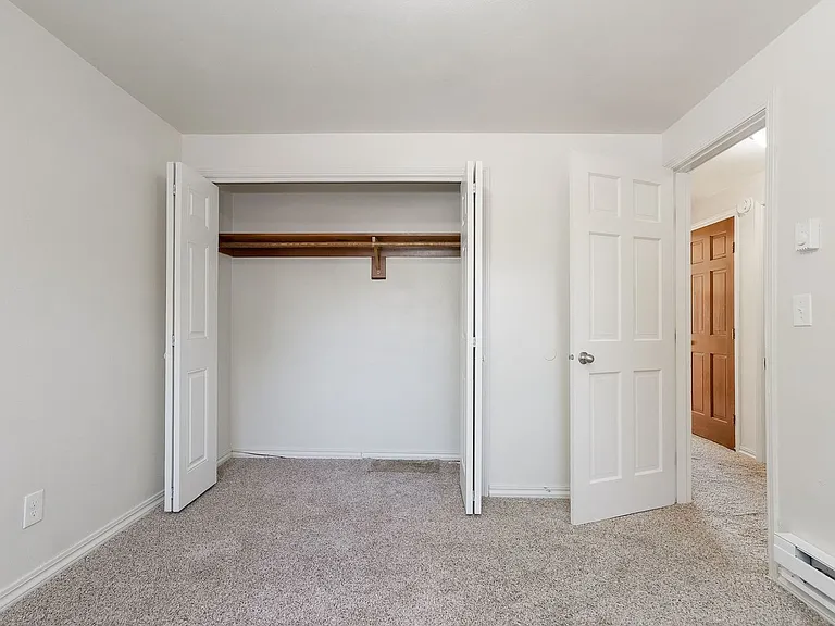232a-Martha Washington Apartments — Photo 12