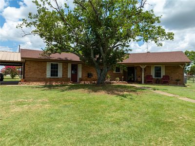 8760 New Windsor Pkwy, Mc Gregor, TX, 76657