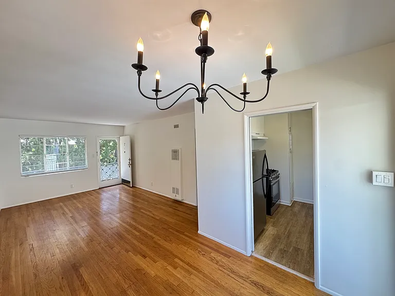 495 S. Madison Avenue — Photo 29
