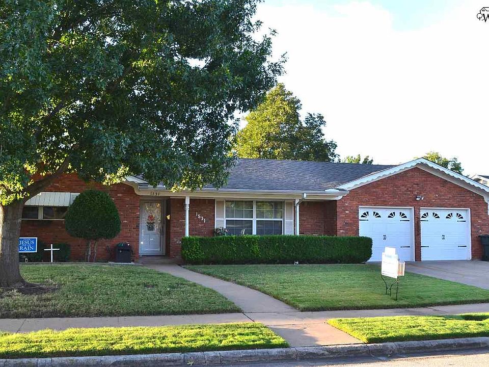 1st image of 1531 S Winds Dr