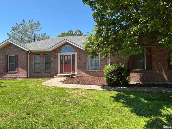 212 Orange St, Anna, IL 62906