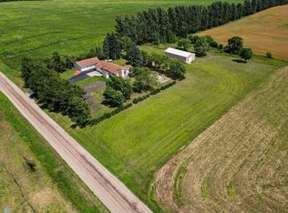 15512 210th St S, Barnesville, MN 56514