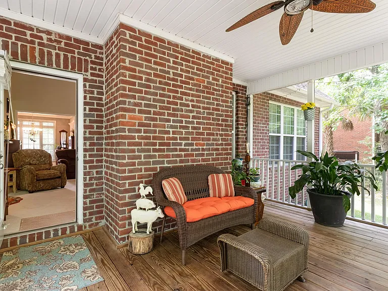 2828 Waterpointe Cir — Photo 31