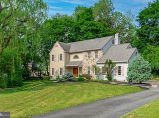306 Rosewood Ln, Wallingford, PA 19086