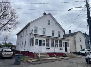 7 Wallace St, Enfield, CT 06082