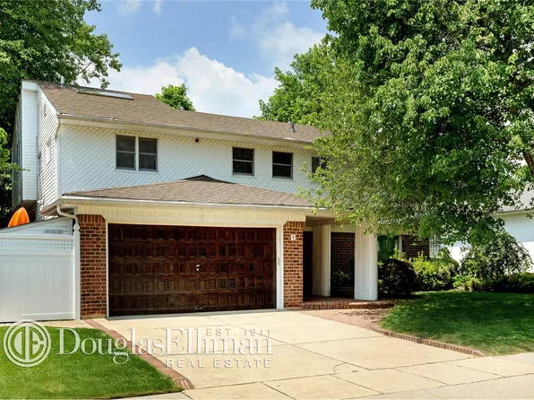 4 Nora Ave, Plainview, NY 11803