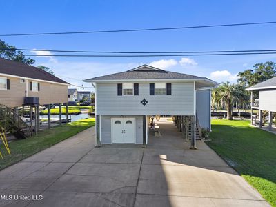 903 Deer Dr, Bay Saint Louis, MS, 39520
