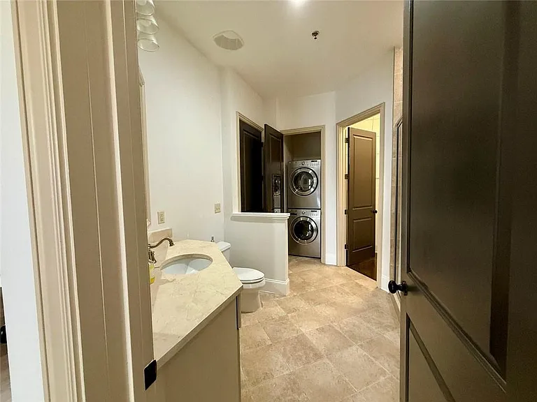 360 Chambers St #155 — Photo 16