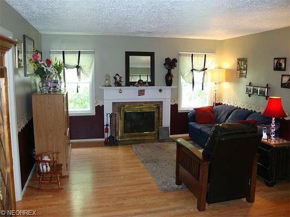 2nd image of 602 Lindberg Blvd