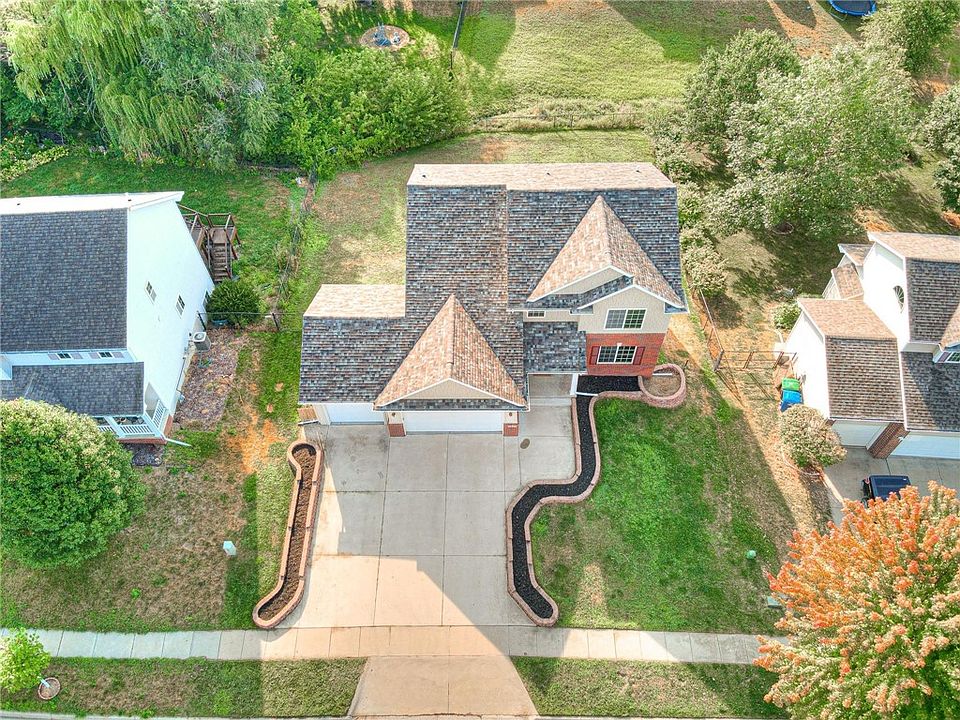 3413 Brook Run Dr, Des Moines, IA 50317 Zillow