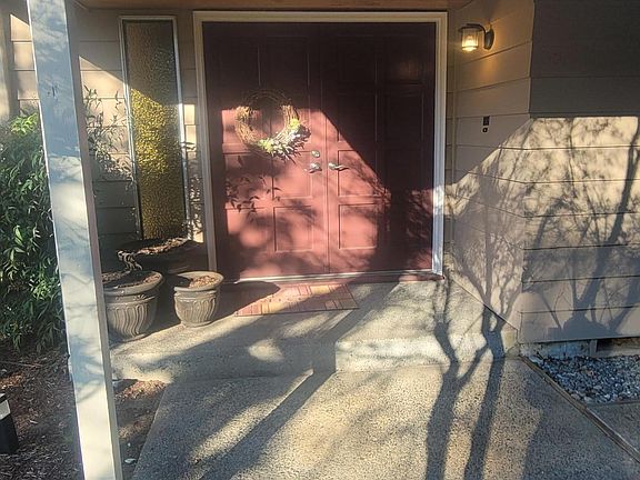 2nd image of 5419 79th Pl NE