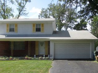 1242 Cranwood Sq N, Columbus, OH 43229