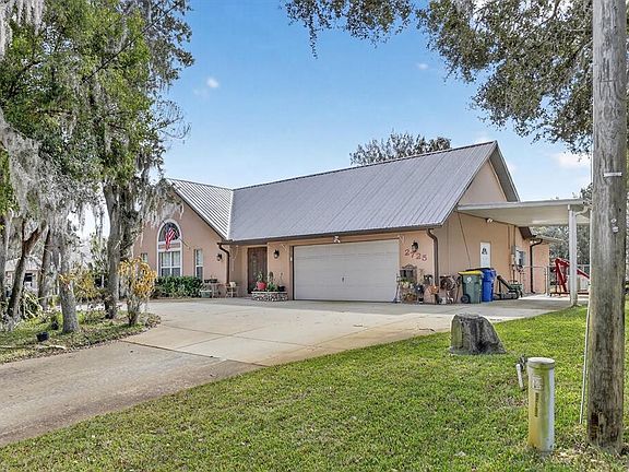 5th image of 2725 W Charing Rd