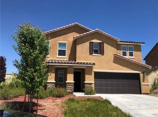 4074 Elderberry Rdg, Lake Elsinore, CA 92530