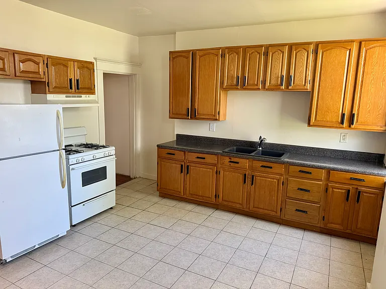 1318 Hays St — Photo 16