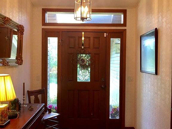 5th image of 18 Sugarbush Ln