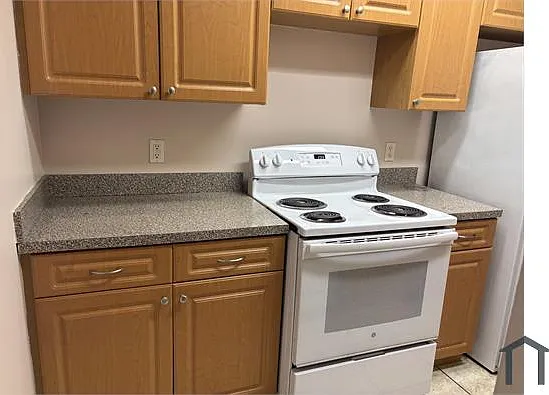 2964 NW 55th Ave #102 — Photo 8