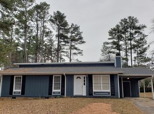 3993 Shallowford Rd, Marietta, GA 30062