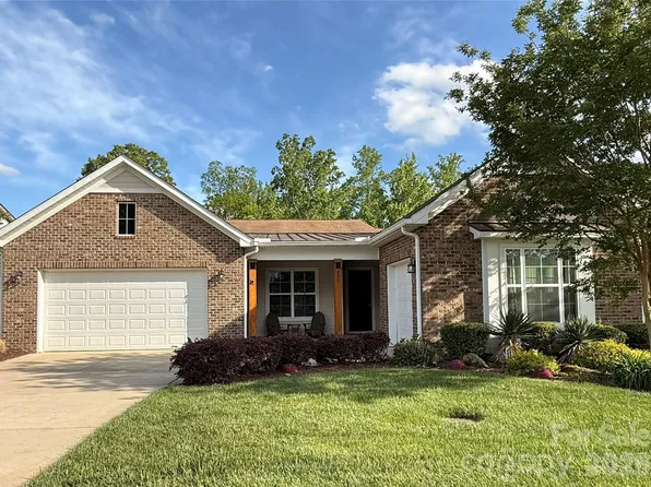 432 Granite Lake Ct, Denver, NC 28037