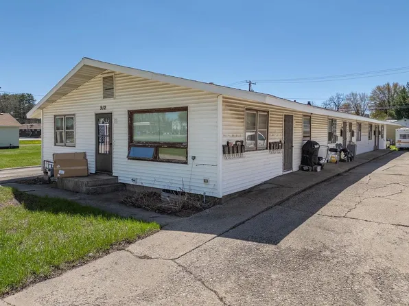 912 Broadway Avenue, Wisconsin Dells, WI 53965