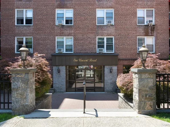 1 vincent Road #1c, Bronxville, NY 10708