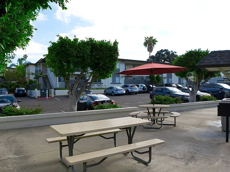 La Mesa Spring Gardens — Photo 30