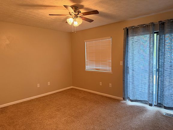 2nd image of 113 Bonner Ave APT 104