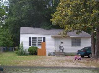 215 Evergreen St, Warner Robins, GA 31093