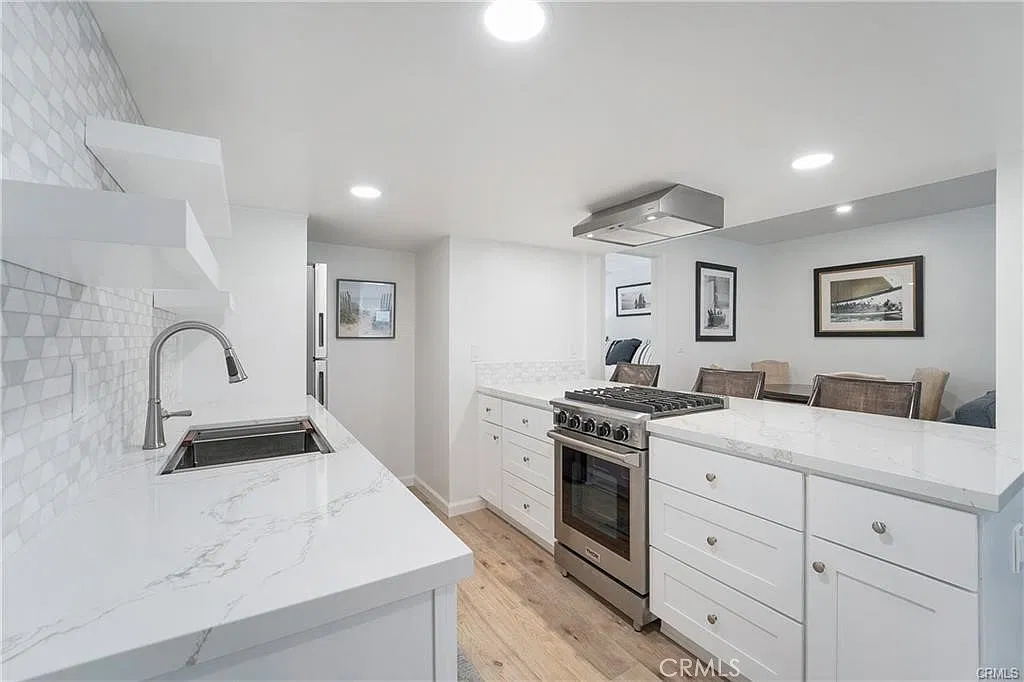 1 bed, 700 sqft, $3,300 — Photo 1