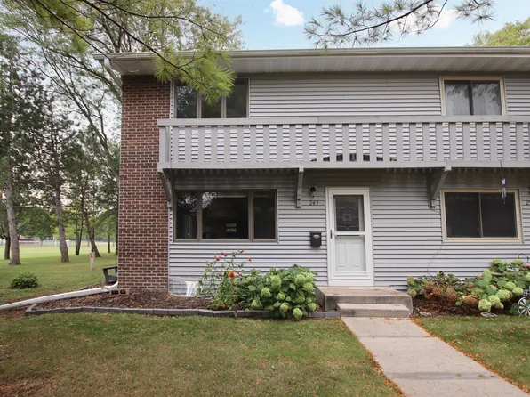 249 Bayberry Ln, Fond Du Lac, WI 54935