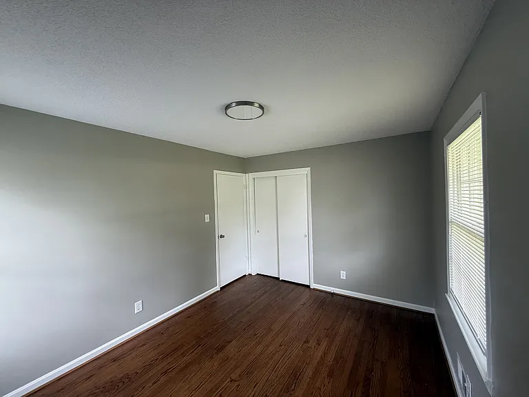120 Woodbine Ter — Photo 31