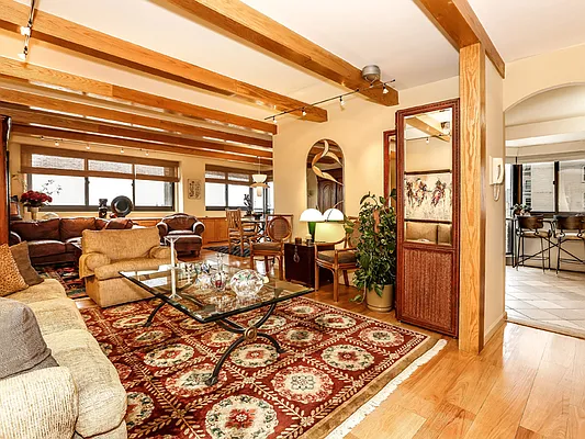 Sold by Sotheby's International Realty | media 27