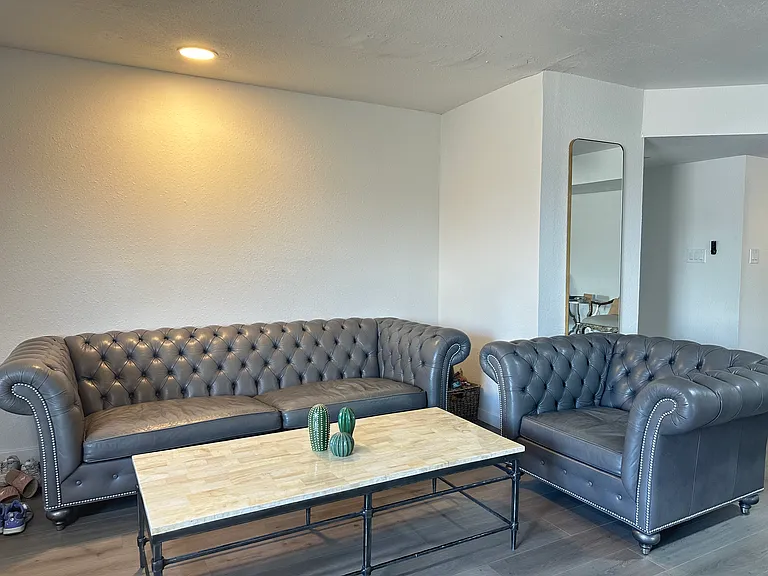 2802 E Dahlia Dr — Photo 4