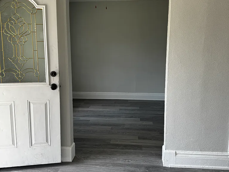 1352 Prospect Ave — Photo 11