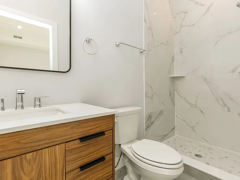 163 W Cumberland St — Photo 12
