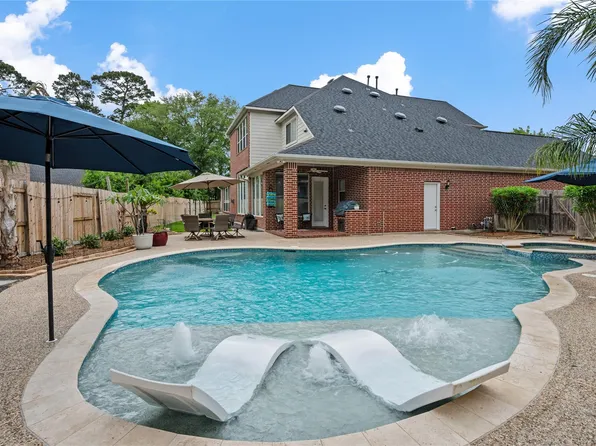 2227 Harvest Creek Ct, Kingwood, TX 77345
