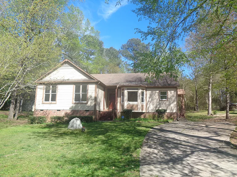 6129 Powell Ridge Rd — Photo 1