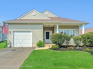 42 Ravenna Rd, Manchester, NJ 08759